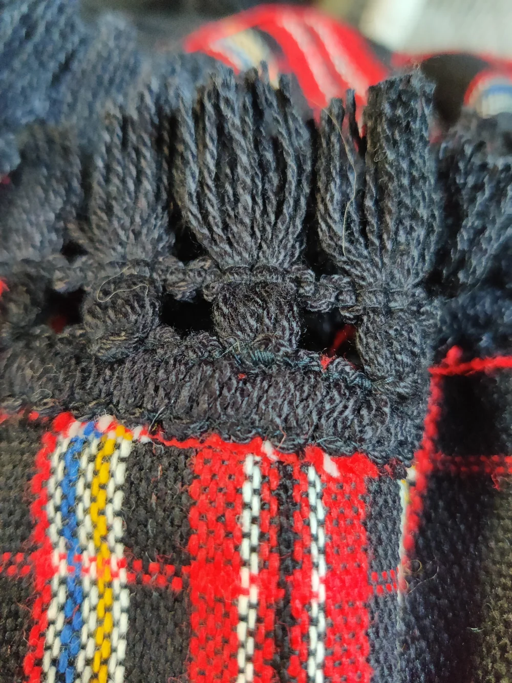 Vintage Plaid Tartan Tablecloth Throw Wool Fringe Square 56x56 Christmas Winter